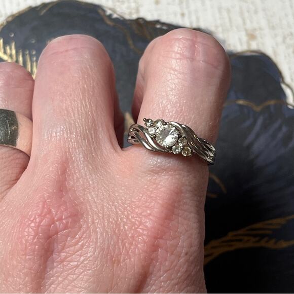 Estate SUN 925 sterling silver CZ twitsted women's ring size 6.75 D3 - Picture 6 of 9